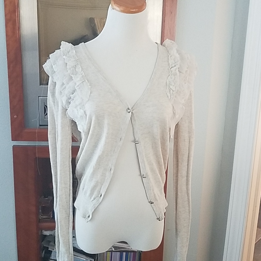 Talk about sexy elegance!!